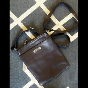 Kenneth Cole- Stylish Brown Leather Crossbody Purse